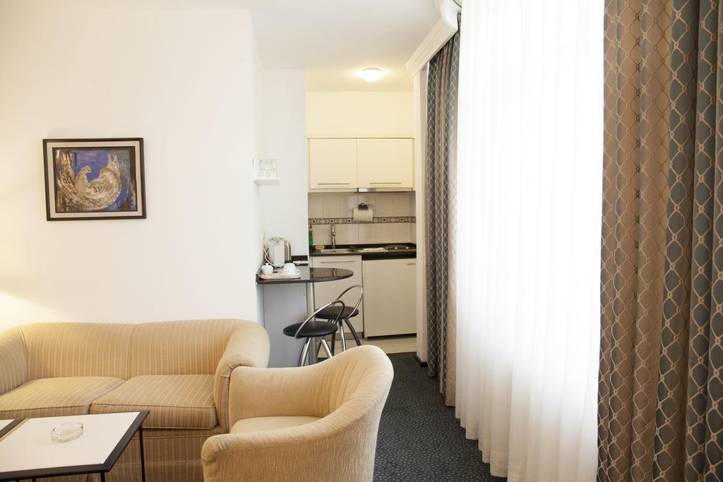 King Hotel Guvenlik Ankara Exterior photo